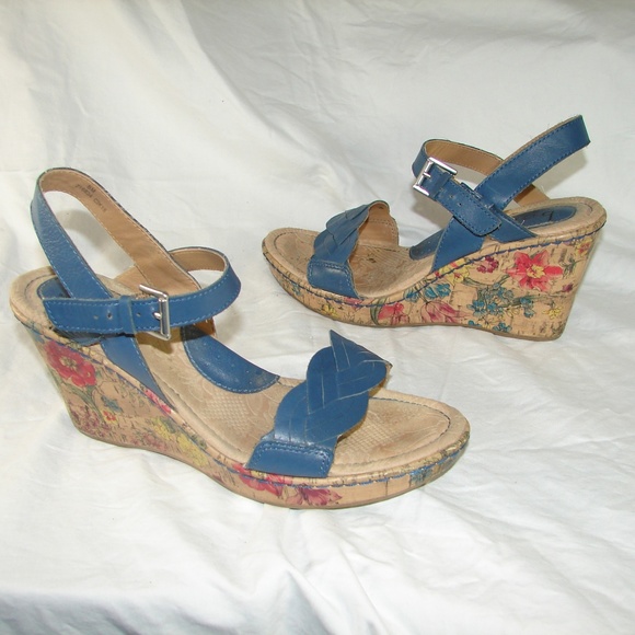 b.o.c. Shoes - B.O.C. 8 M Blue 3.5"  Platform Sandals Braided